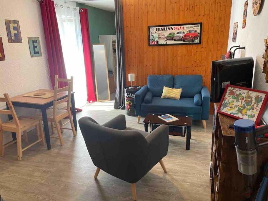 Le Studio Dolois Dol-de-Bretagne Exteriör bild